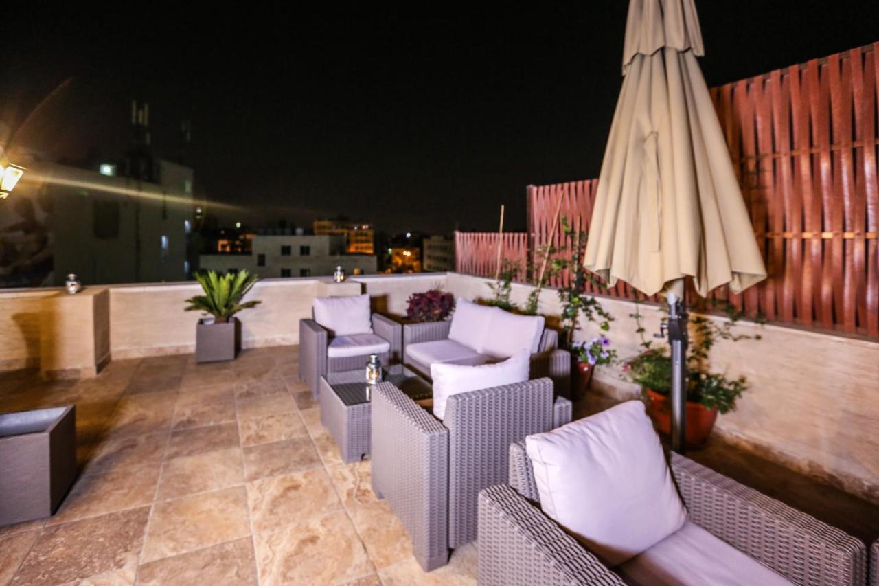 Khuttar Apartment Amman Exterior foto